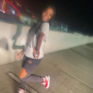 Meet your Posher, Sydney